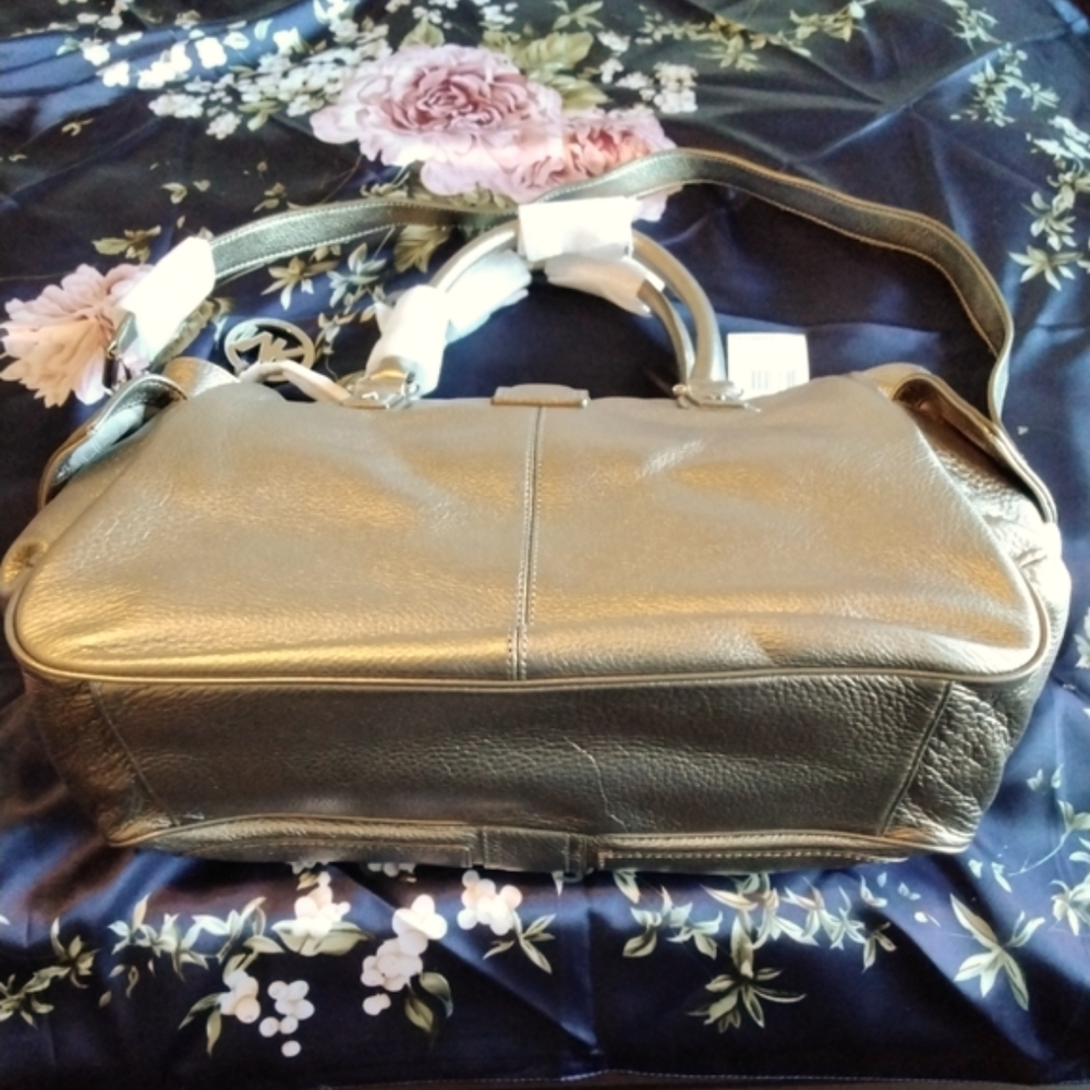 💜 MICHAEL KORS BAG, BRAND NEW with Tags, Gold color, Excellent - Picture 3 of 14